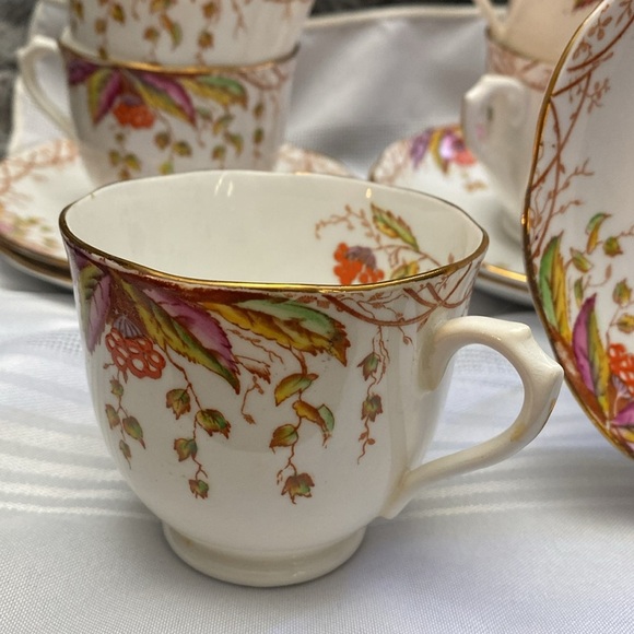 6 Royal Albert cups and saucers 1930 “Virginia”. RARE - Picture 7 of 16